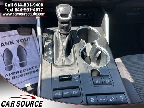 Used 2020 Toyota Highlander LE AWD/4WD image 14