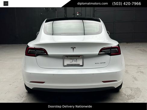 Used 2018 Tesla Model 3 Long Range image 5