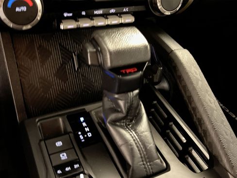 Used 2025 Toyota Tacoma TRD Off-Road AWD/4WD image 23