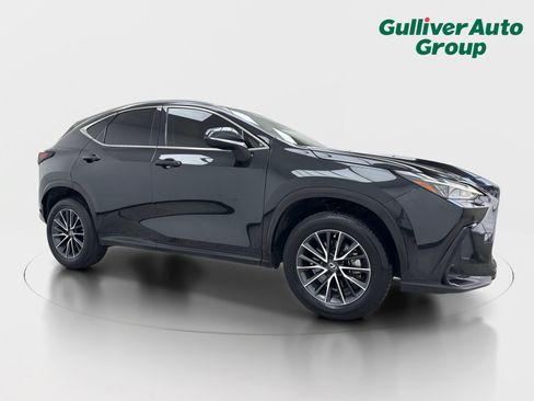 Used 2023 Lexus NX 250 FWD w/ Towing Package (2000 Lbs) image 12