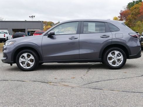 Used 2025 Honda HR-V LX image 3