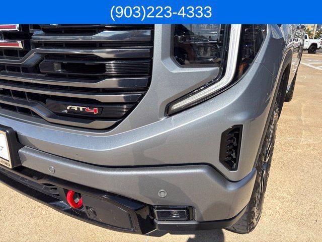 Used 2023 GMC Sierra 1500 AT4 w/ Technology Package AWD/4WD image 6