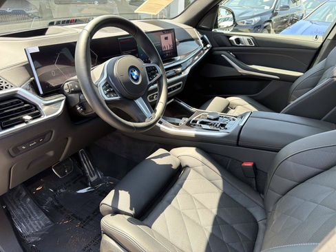 Used 2026 BMW X5 xDrive50e w/ M Sport Package AWD/4WD image 16