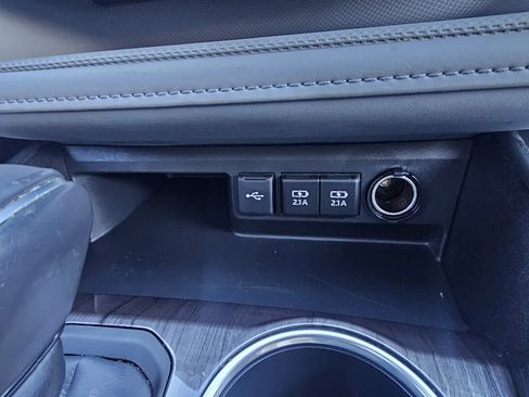 Used 2020 Toyota Highlander Limited image 29