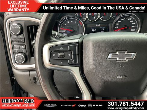 Used 2021 Chevrolet Silverado 1500 LT Trail Boss w/ Bed Protection Package AWD/4WD image 12