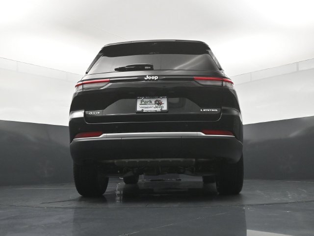 New 2026 Jeep Grand Cherokee Limited w/ Luxury Tech Group II AWD/4WD image 23