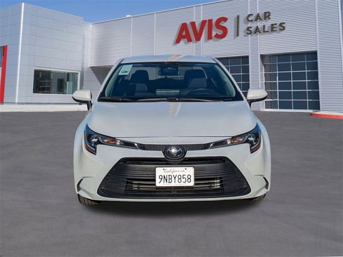 Used 2024 Toyota Corolla LE image 2