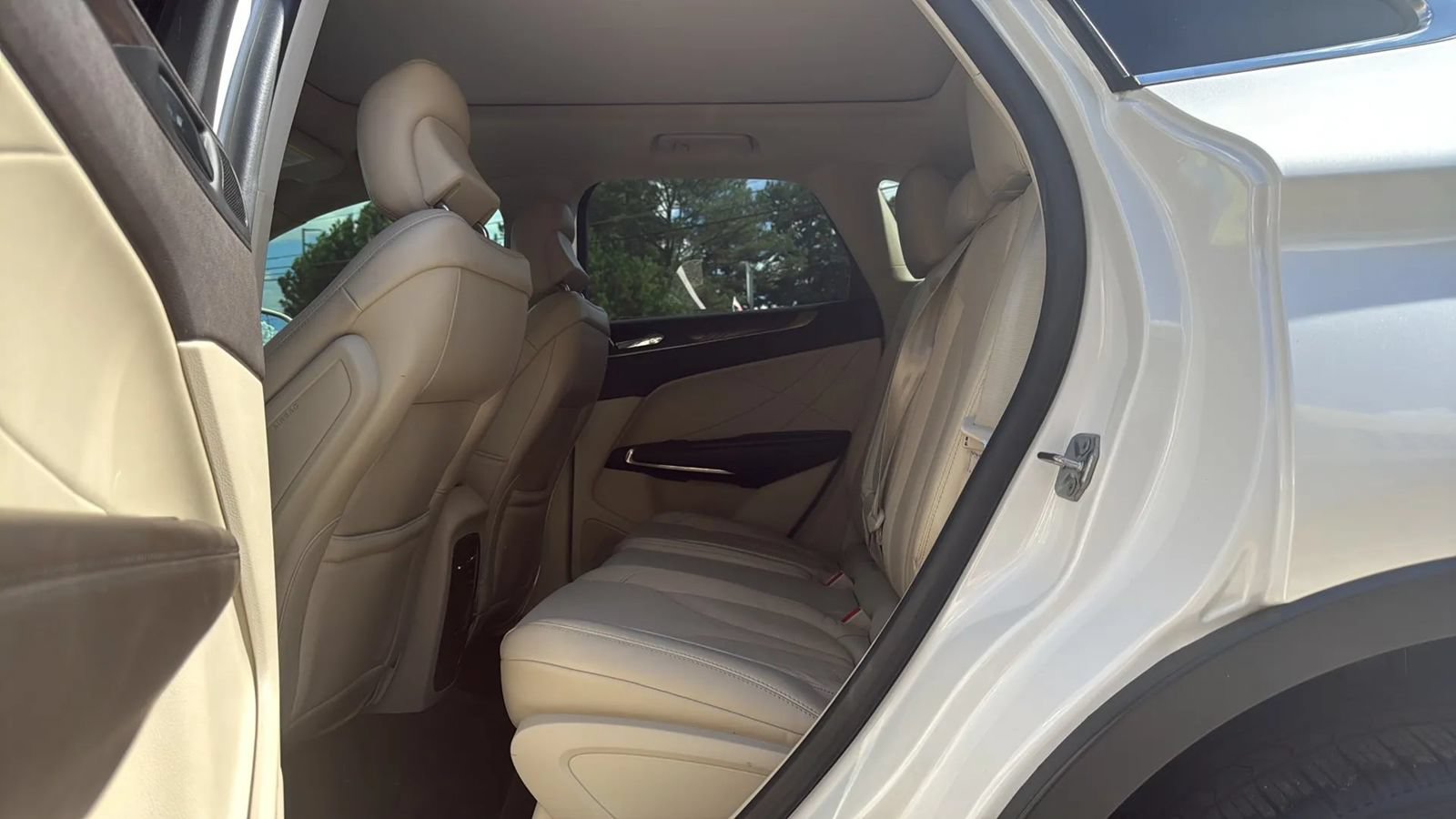 Used 2017 Lincoln MKC Reserve FWD image 14