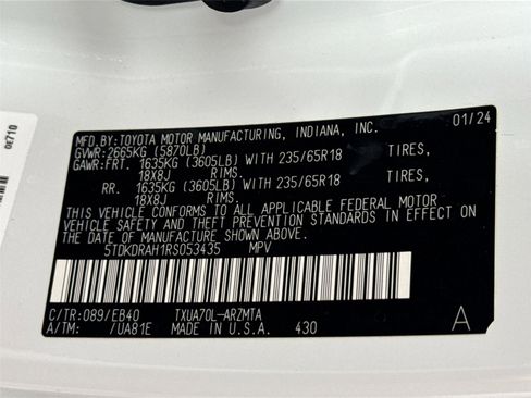 Certified 2024 Toyota Highlander XLE image 65