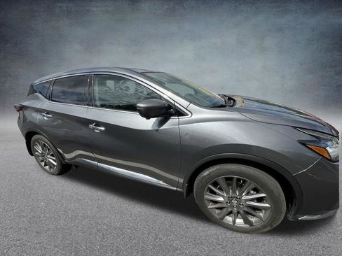 Used 2021 Nissan Murano SV w/ SV Special Edition Package AWD/4WD image 2