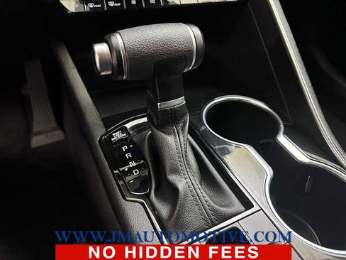 Used 2023 Kia K5 EX image 32