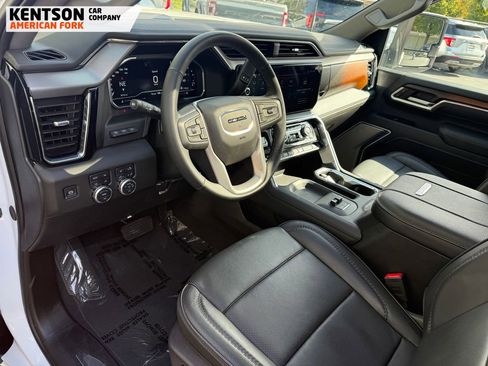 Used 2025 GMC Sierra 3500 Denali w/ Denali Reserve Package image 37
