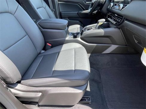 New 2026 GMC Canyon Elevation w/ Convenience Package image 18