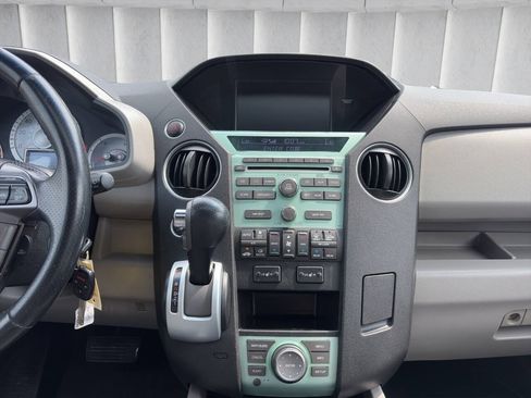 Used 2011 Honda Pilot EX-L image 11