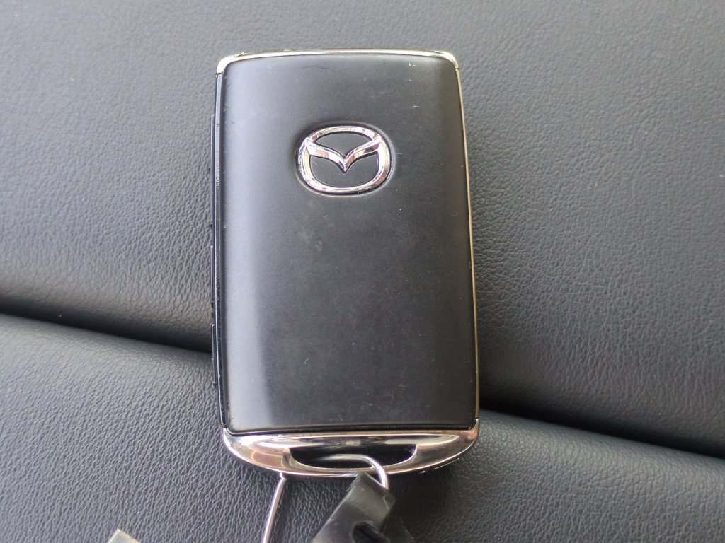Used 2024 MAZDA CX-90 3.3 Turbo w/ Preferred Plus AWD/4WD image 27