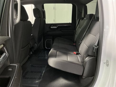 Used 2024 Chevrolet Silverado 2500 LT image 29