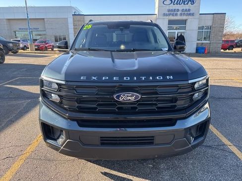 Certified 2025 Ford Expedition Active image 11