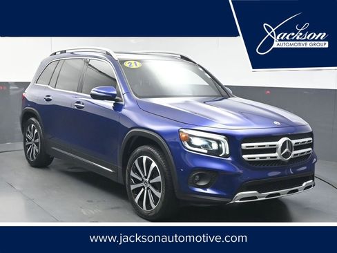 Used 2021 Mercedes-Benz GLB 250 w/ Premium Package image 1