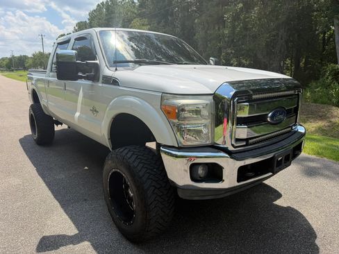 Used 2014 Ford F250 XLT AWD/4WD image 4