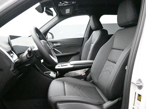 New 2025 BMW X1 xDrive28i w/ Convenience Package image 12