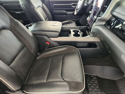 Used 2025 RAM 1500 Laramie w/ Night Edition AWD/4WD image 15