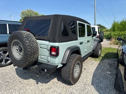 Used 2024 Jeep Wrangler Unlimited Sport AWD/4WD image 4
