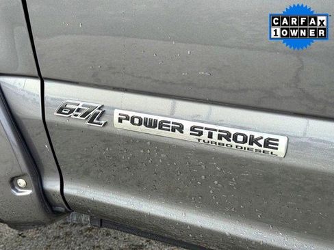 Used 2021 Ford F250 Lariat w/ Lariat Value Package image 3