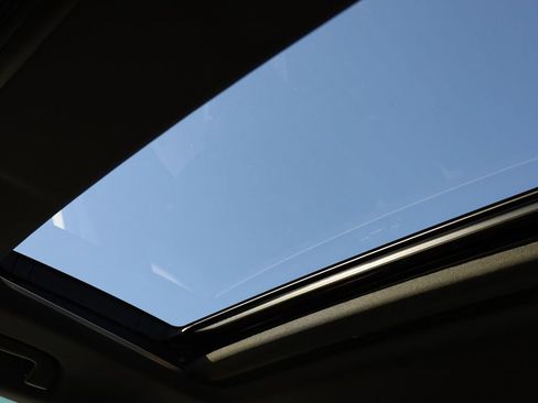 Used 2021 Honda Civic EX image 30