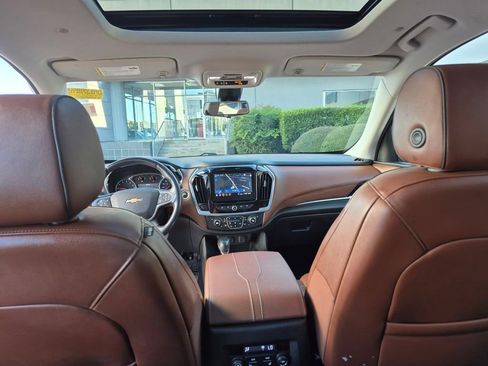 Used 2021 Chevrolet Traverse High Country image 10