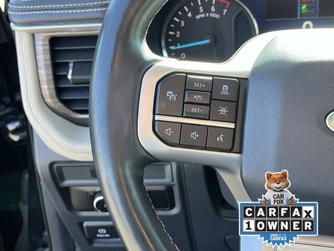 Used 2024 Ford Expedition Limited image 33