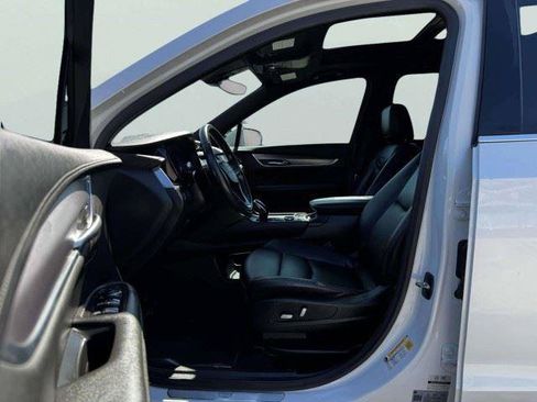 Used 2023 Cadillac XT6 Luxury FWD image 21