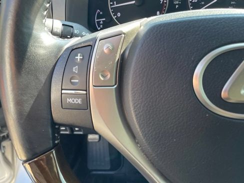 Used 2014 Lexus ES 350 w/ Premium Package FWD image 16