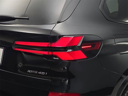 New 2026 BMW X5 xDrive40i w/ M Sport Package image 33