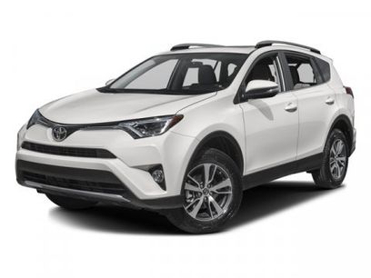 Used 2017 Toyota RAV4 XLE w/ Carpet Mat Package