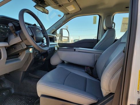 New 2026 Ford F250 XL w/ XL Off-Road Package image 19