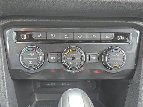 Used 2021 Volkswagen Tiguan SE R-Line FWD image 27