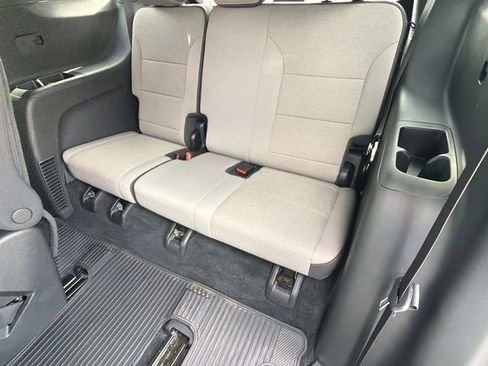 Used 2024 Chevrolet Traverse LT w/ LPO, Floor Liner Package image 19