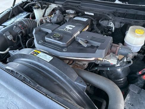 Used 2018 RAM 3500 Laramie image 45