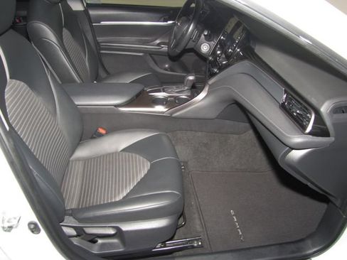 Used 2023 Toyota Camry SE FWD image 20