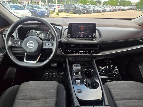 Used 2021 Nissan Rogue S FWD image 12