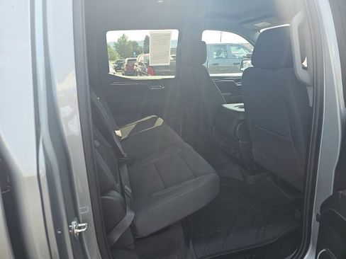 Used 2023 Chevrolet Silverado 1500 LT image 16
