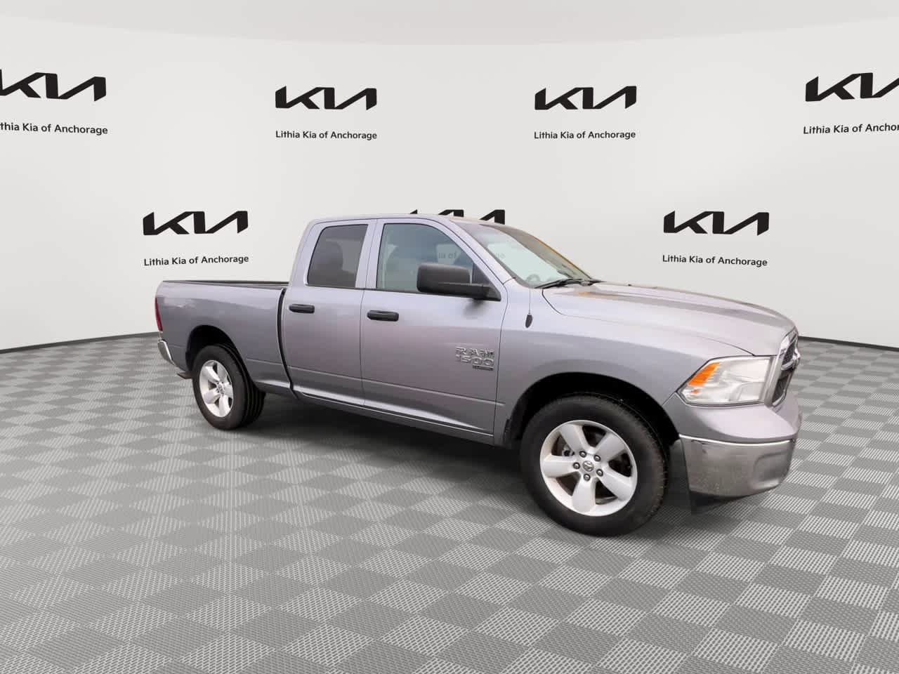 Used 2024 RAM 1500 Classic SLT AWD/4WD image 2