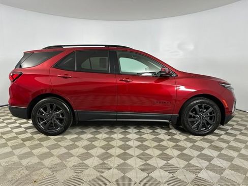 Used 2022 Chevrolet Equinox RS AWD/4WD image 16
