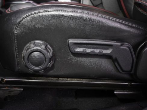 Used 2020 Jeep Gladiator Rubicon image 14