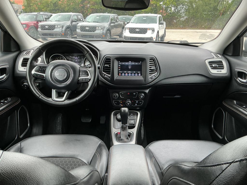 Used 2019 Jeep Compass Latitude AWD/4WD image 23
