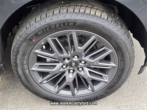 New 2026 Ford Expedition Platinum w/ Stealth Appearance Package image 14