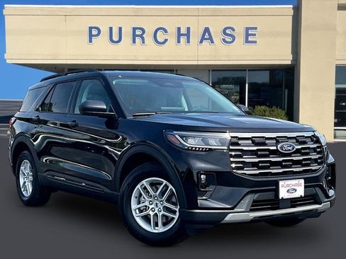 New 2026 Ford Explorer Active RWD image 1