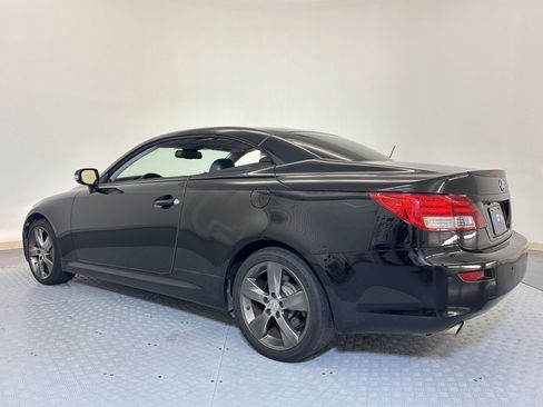 Used 2011 Lexus IS 350C w/ Luxury Pkg RWD image 3