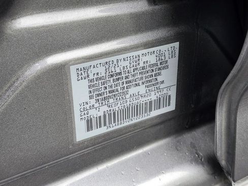 Used 2022 Nissan Sentra SR w/ SR Premium Package FWD image 33