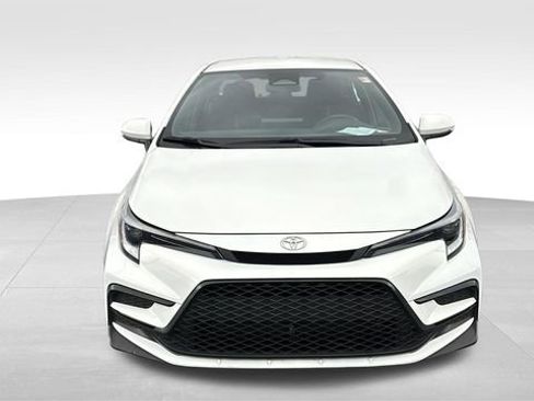 Used 2025 Toyota Corolla SE FWD image 5